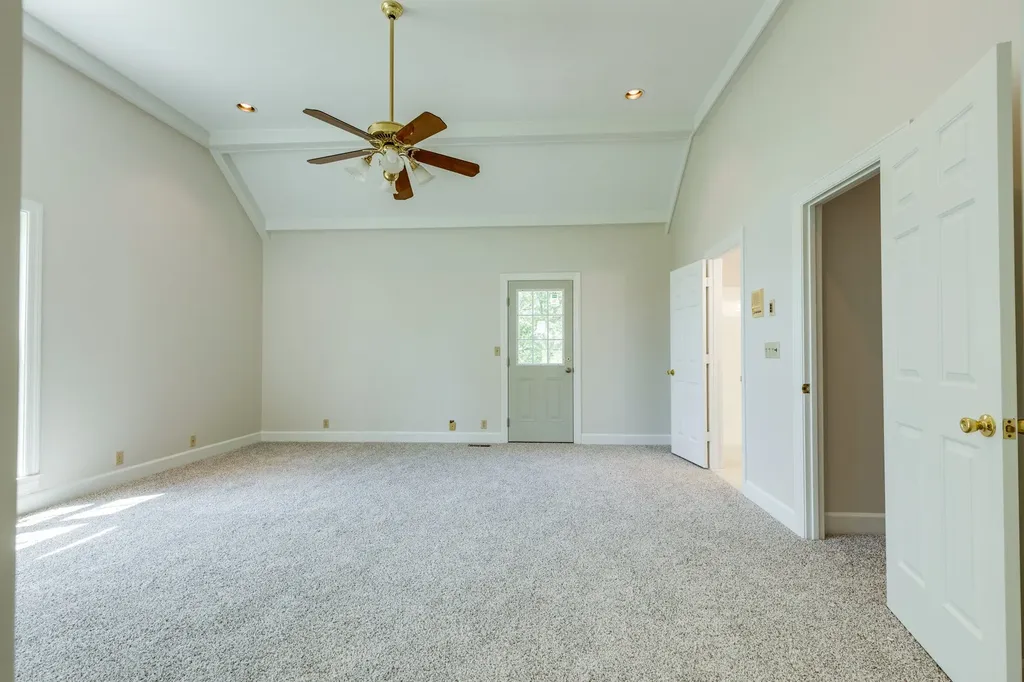 325 Clearview Drive Springfield TN 37172
