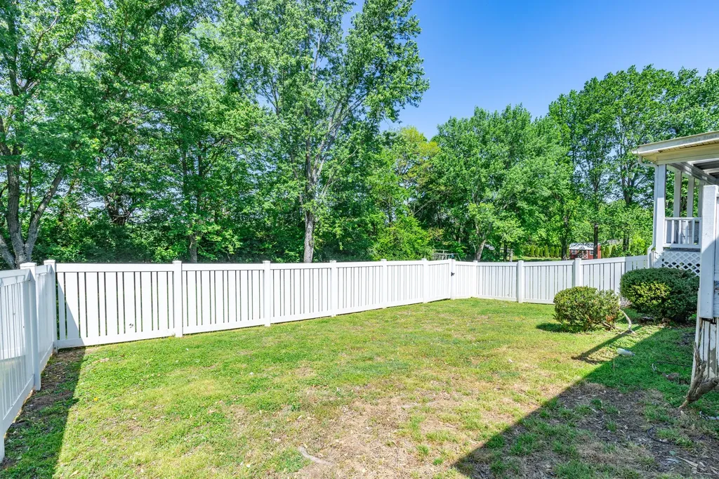 325 Clearview Drive Springfield TN 37172
