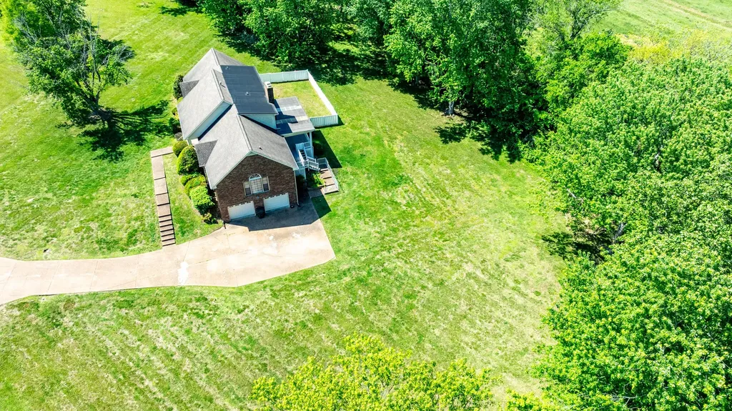 325 Clearview Drive Springfield TN 37172