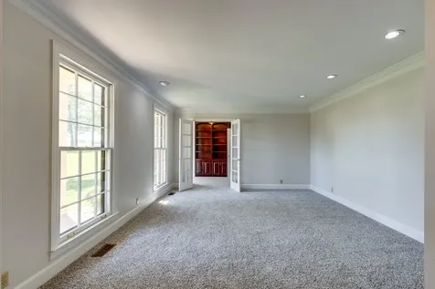 325 Clearview Drive Springfield TN 37172