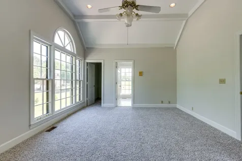 325 Clearview Drive Springfield TN 37172