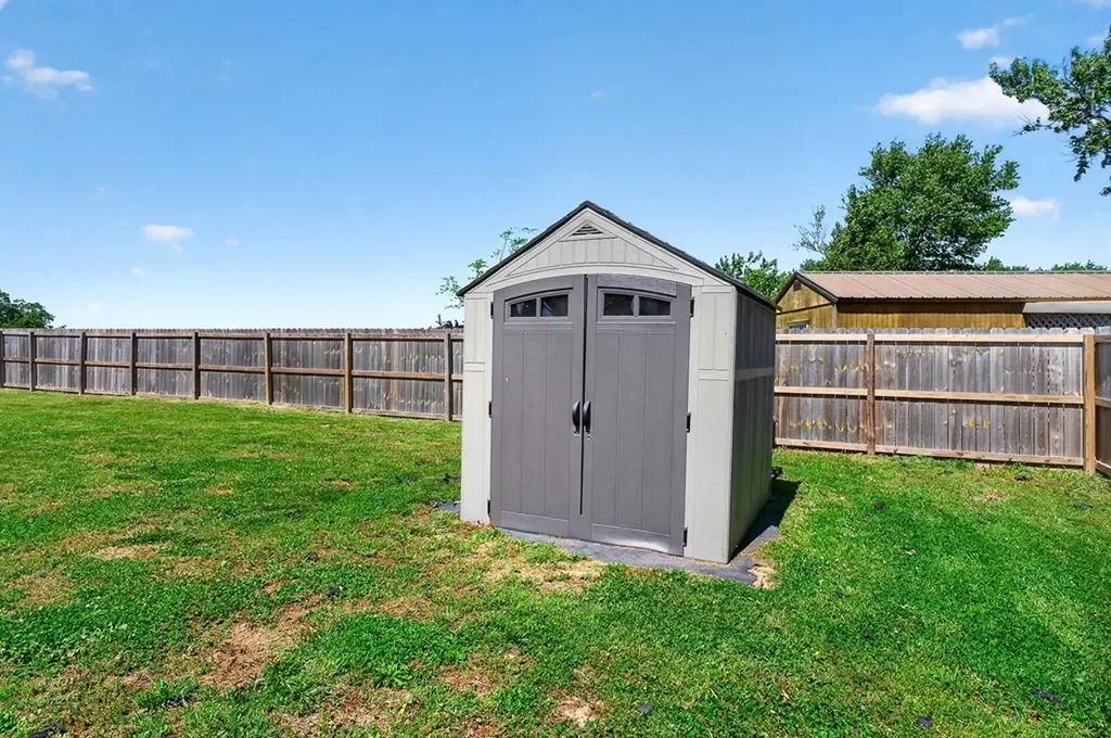 7240 Old Smithville Hwy, S Sparta TN 38583