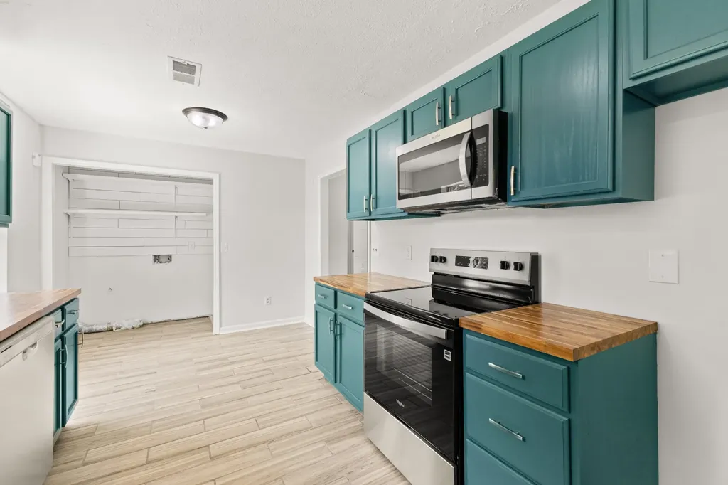 207 Juanita Avenue Gallatin TN 37066