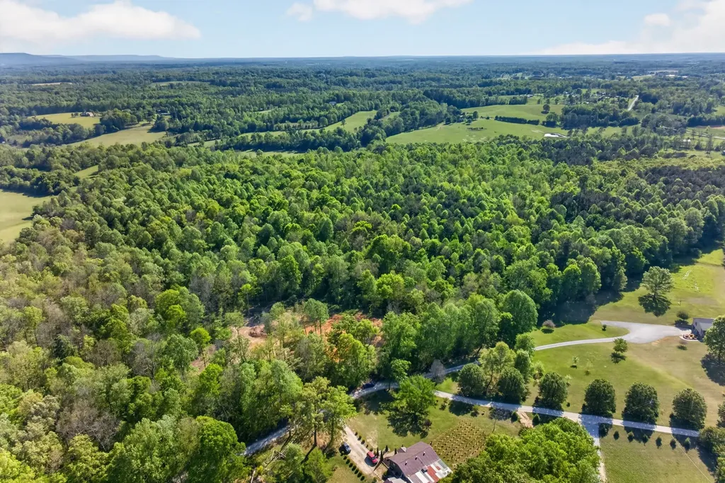 24 Timber Lane Mc Minnville TN 37110