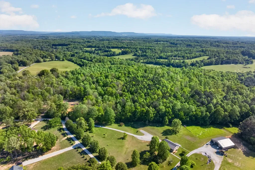 24 Timber Lane Mc Minnville TN 37110