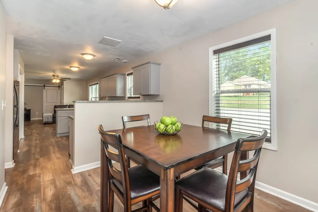 908 Mapleash Avenue Columbia TN 38401