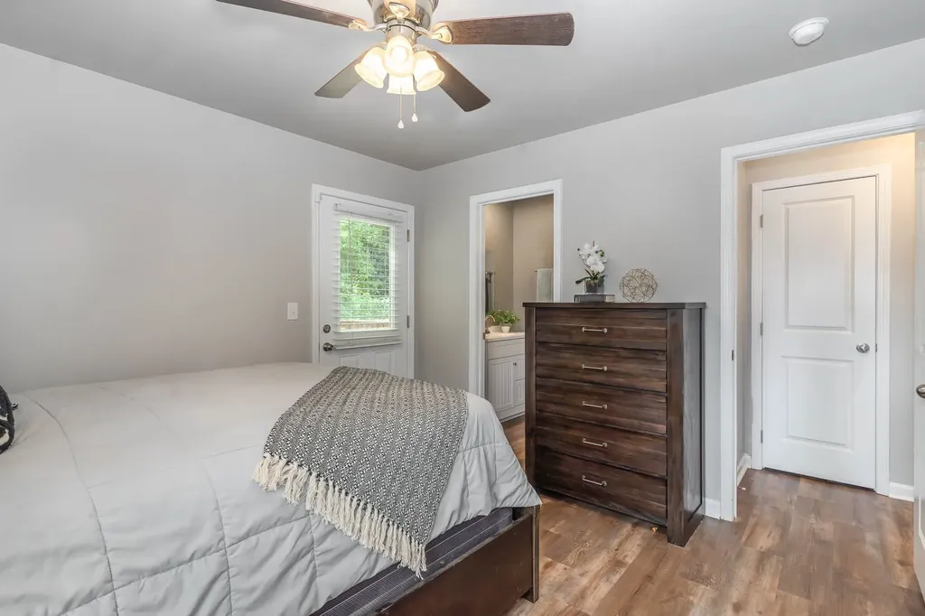 908 Mapleash Avenue Columbia TN 38401