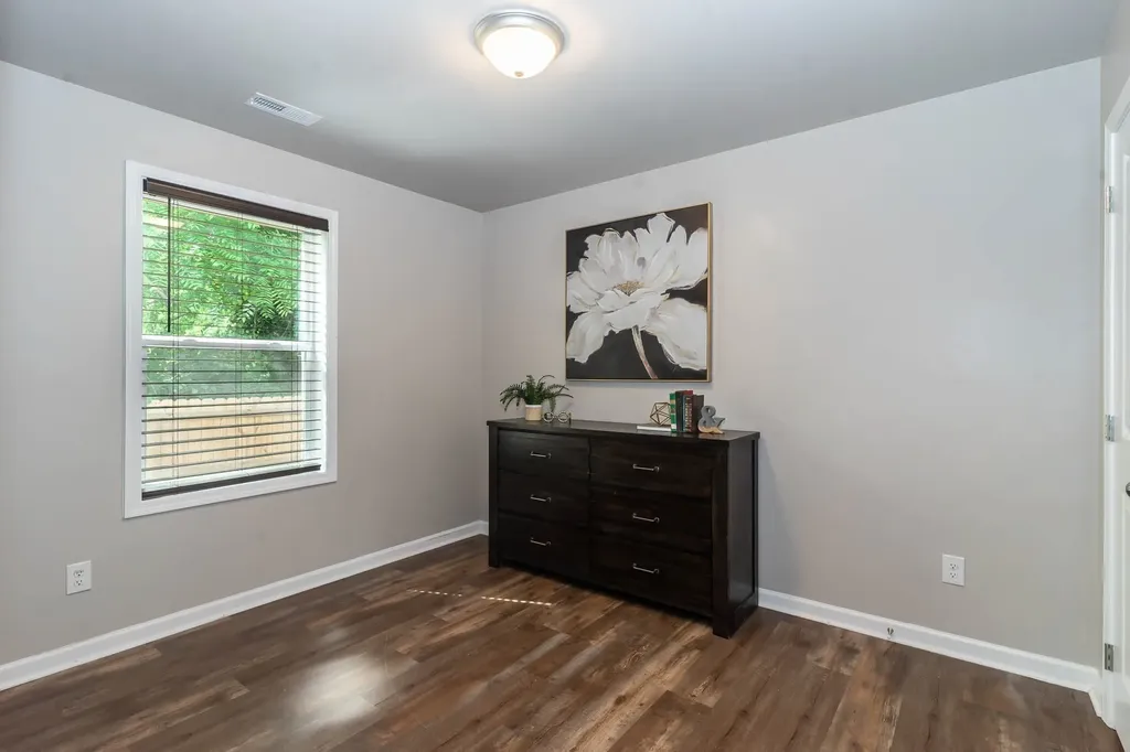 908 Mapleash Avenue Columbia TN 38401