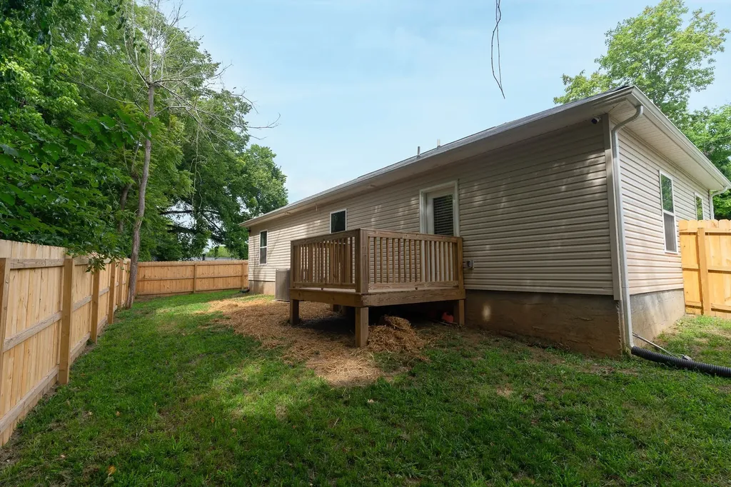 908 Mapleash Avenue Columbia TN 38401
