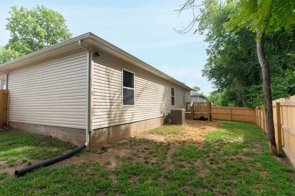 908 Mapleash Avenue Columbia TN 38401
