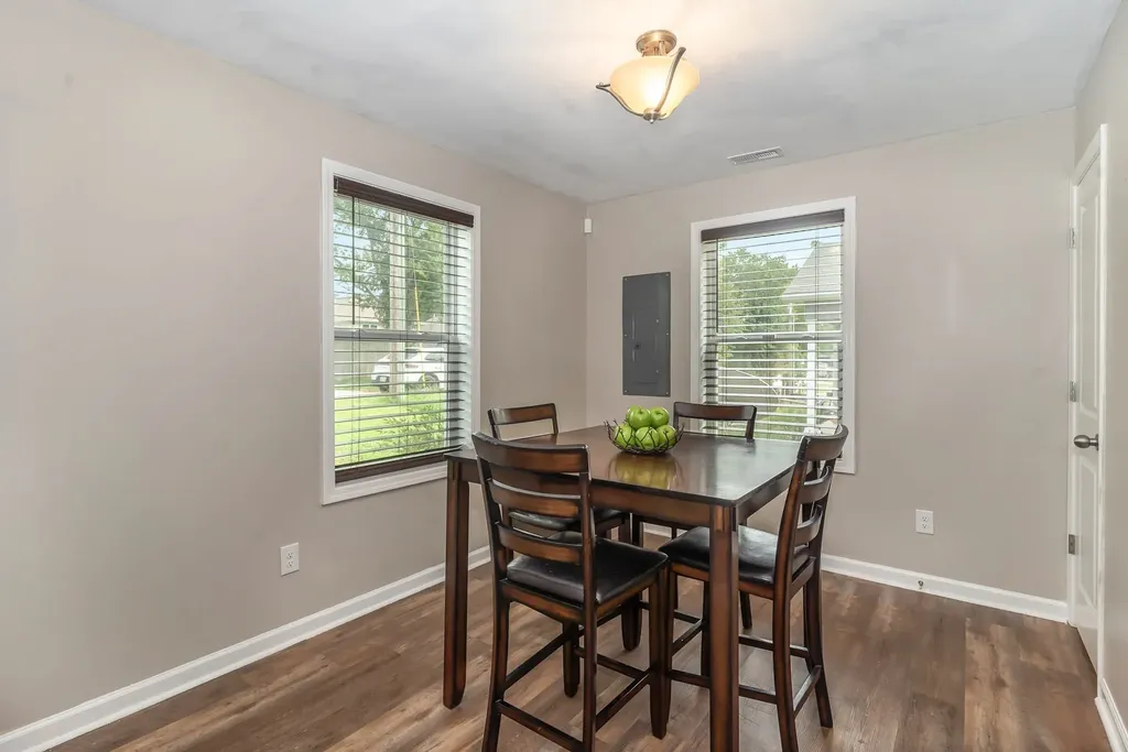 908 Mapleash Avenue Columbia TN 38401