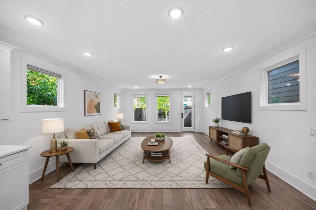 217 Eastmoreland Street Nashville TN 37207