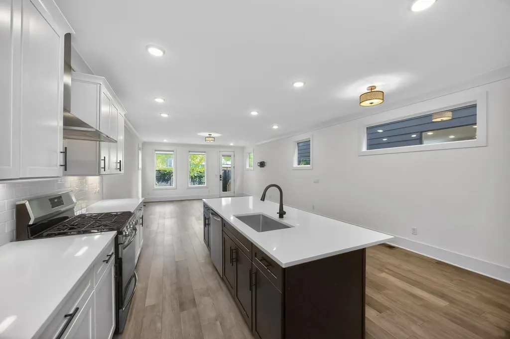 217 Eastmoreland Street Nashville TN 37207
