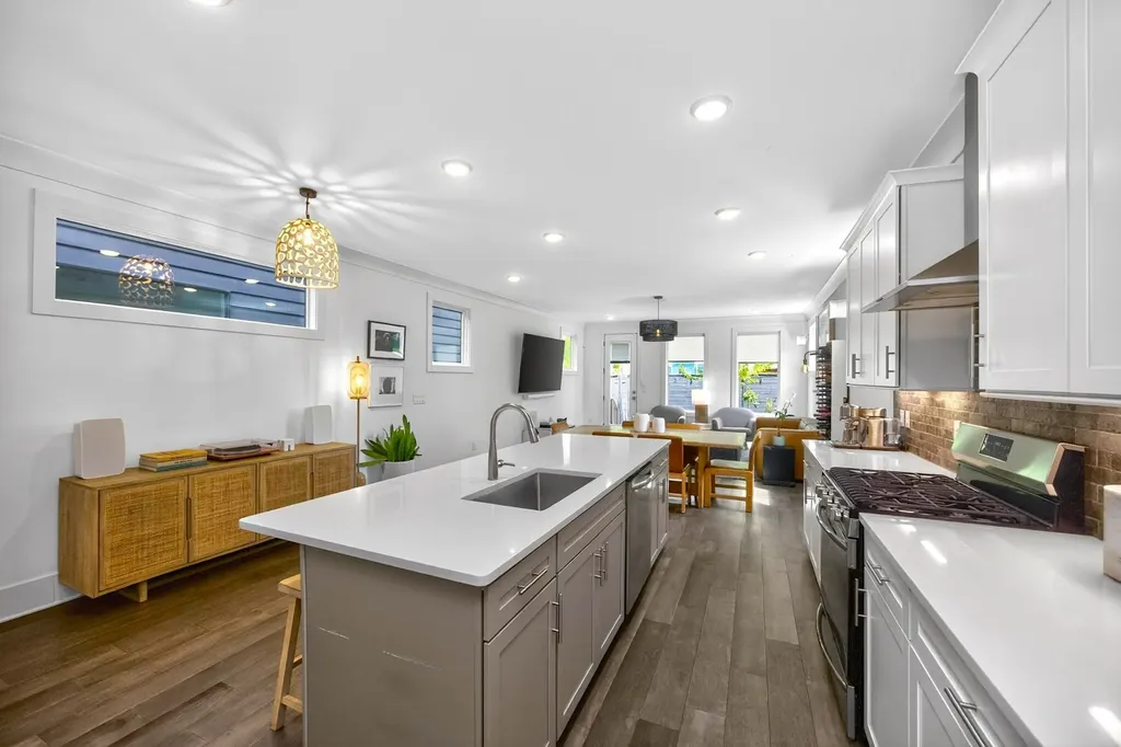 217 Eastmoreland Street Nashville TN 37207