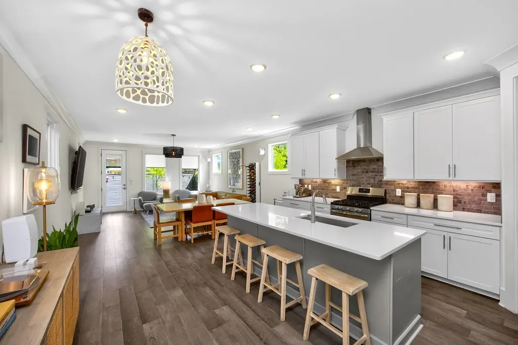 217 Eastmoreland Street Nashville TN 37207