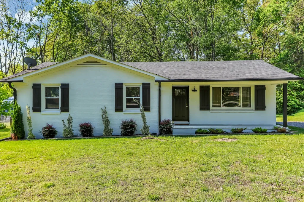 227 Staggs Drive Portland TN 37148