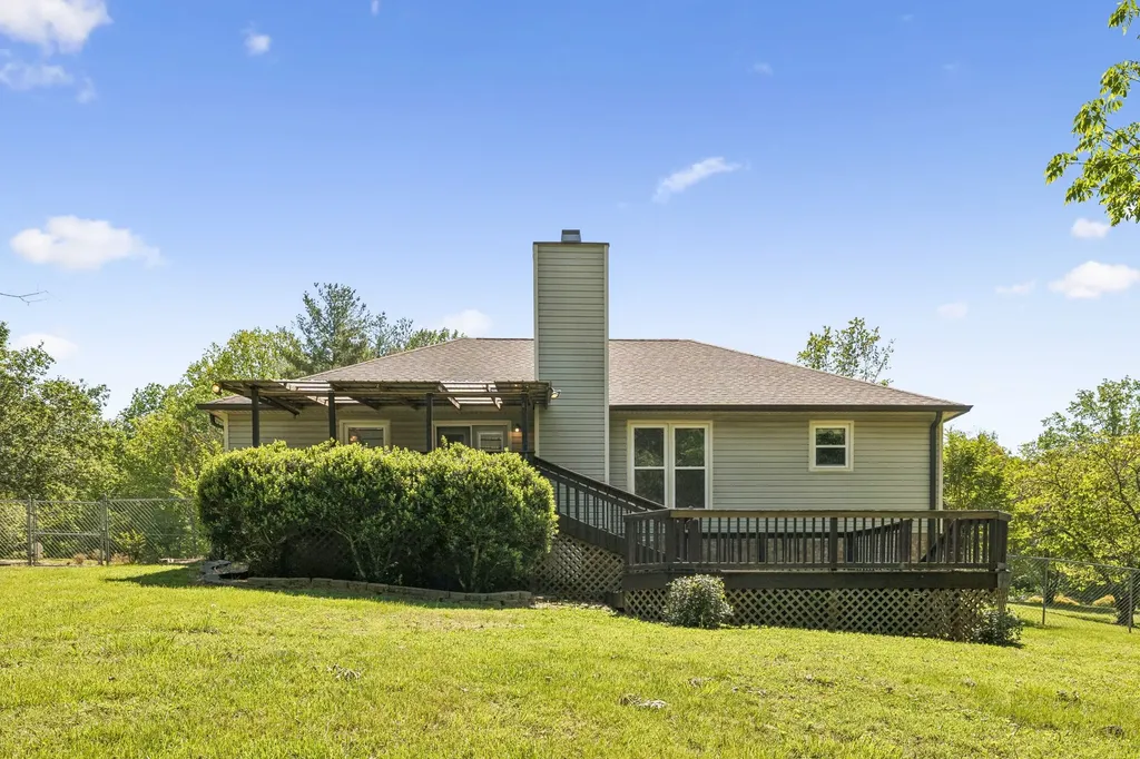 107 Keri Drive Pleasant View TN 37146