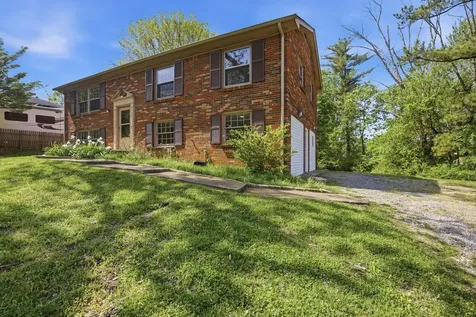 1286 Slayden Circle Clarksville TN 37040