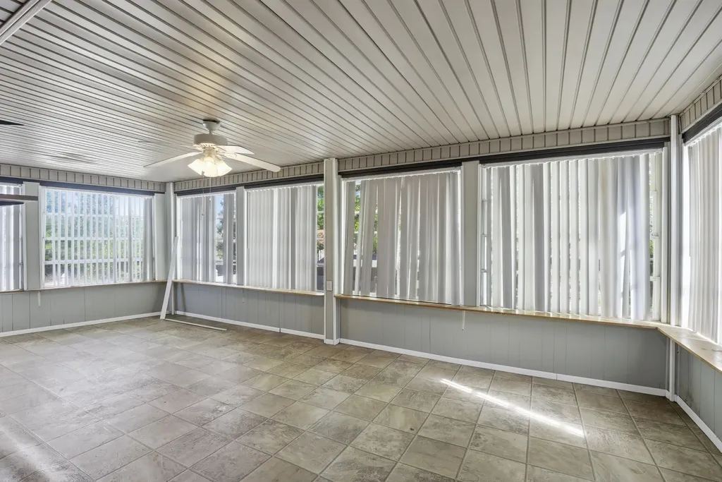 335 Cunningham Lane Clarksville TN 37042