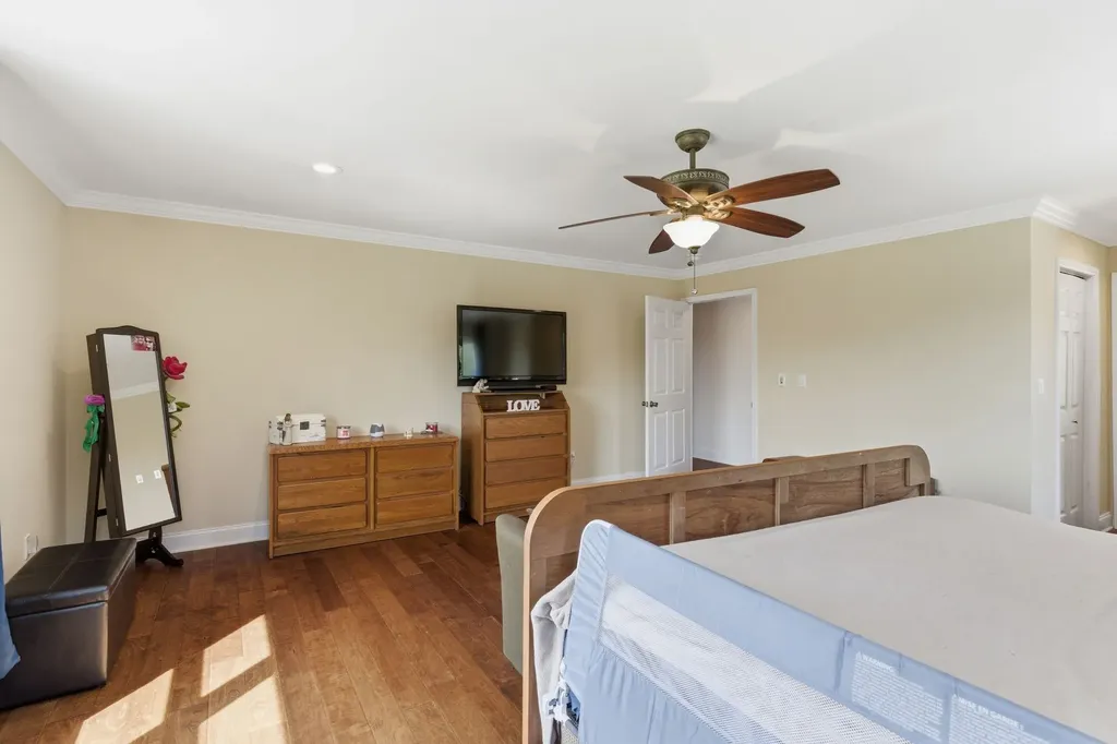 985 Furnace Hollow Road Dickson TN 37055