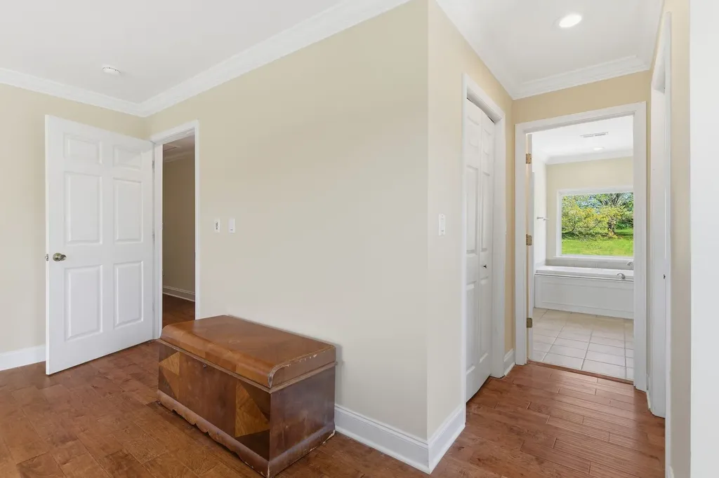 985 Furnace Hollow Road Dickson TN 37055