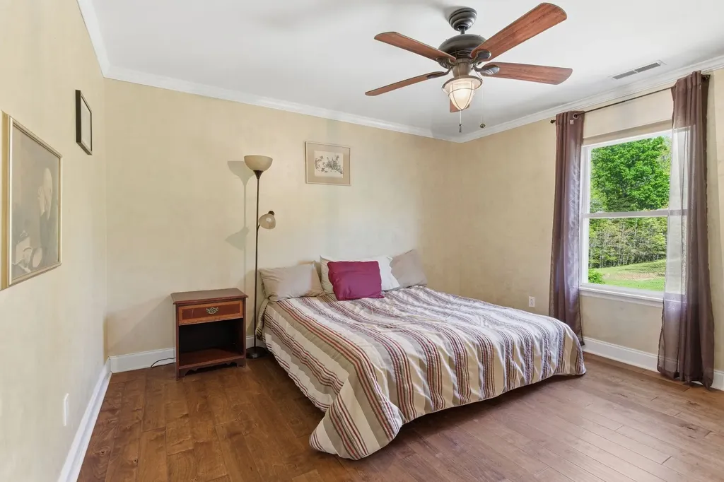 985 Furnace Hollow Road Dickson TN 37055