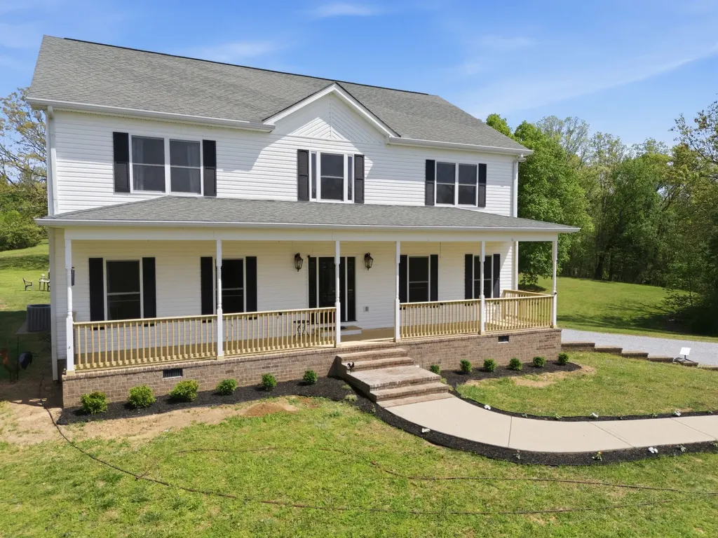 985 Furnace Hollow Road Dickson TN 37055