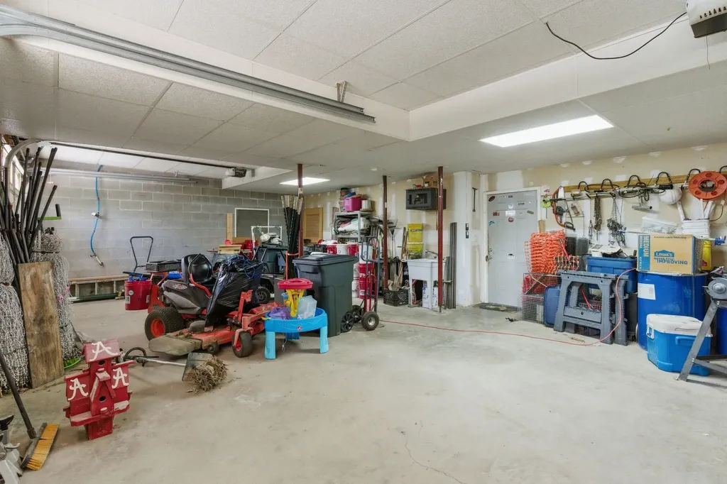 985 Furnace Hollow Road Dickson TN 37055