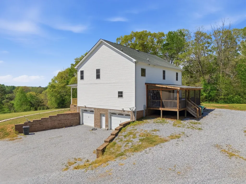 985 Furnace Hollow Road Dickson TN 37055