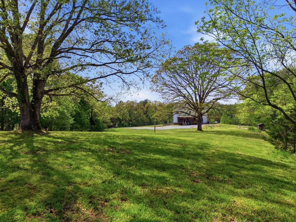 985 Furnace Hollow Road Dickson TN 37055