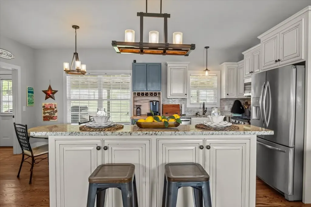 17041 Pond Circle Bon Aqua TN 37025