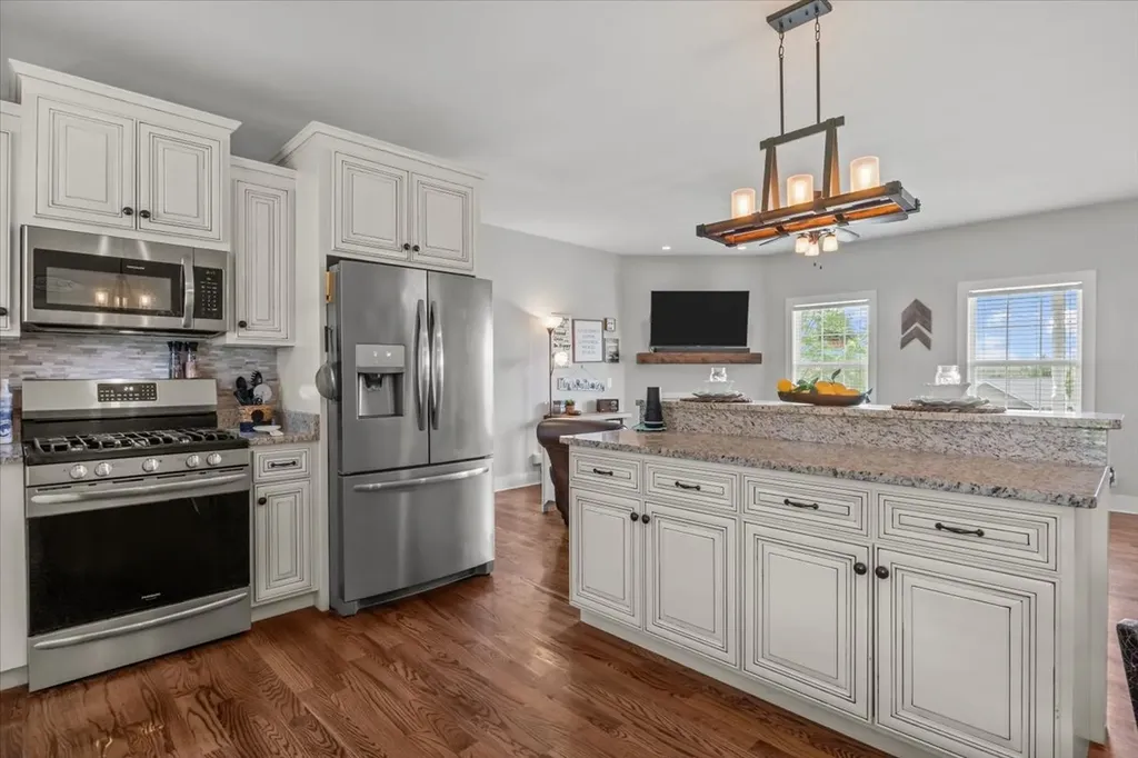 17041 Pond Circle Bon Aqua TN 37025