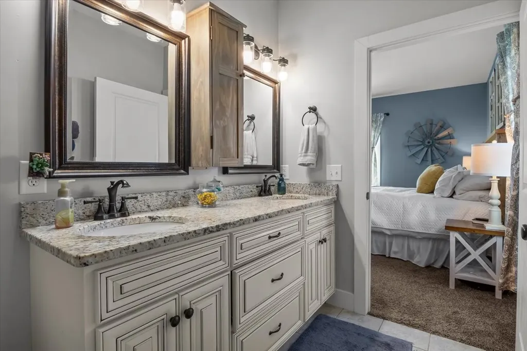 17041 Pond Circle Bon Aqua TN 37025