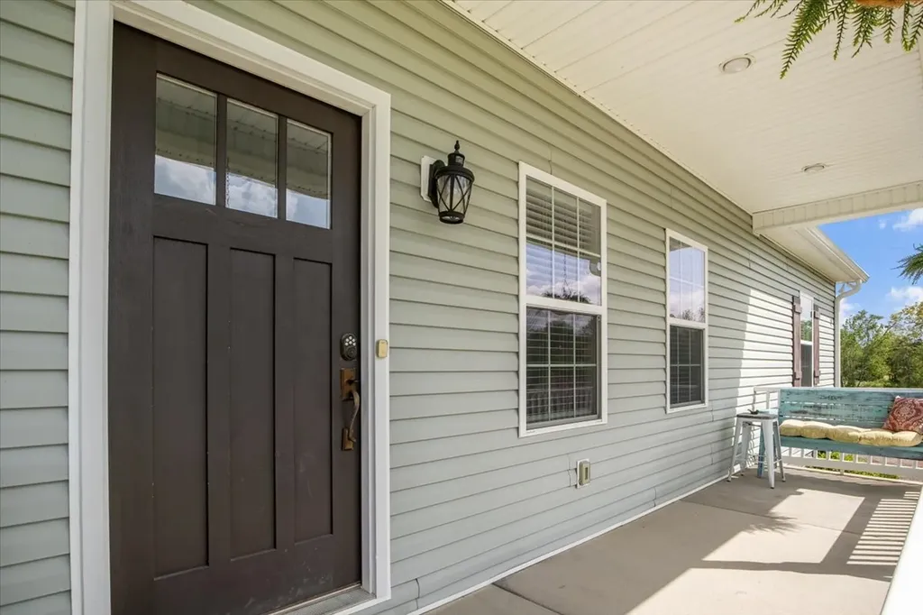 17041 Pond Circle Bon Aqua TN 37025