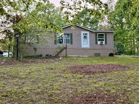 10404 Ridgecrest Drive Bon Aqua TN 37025