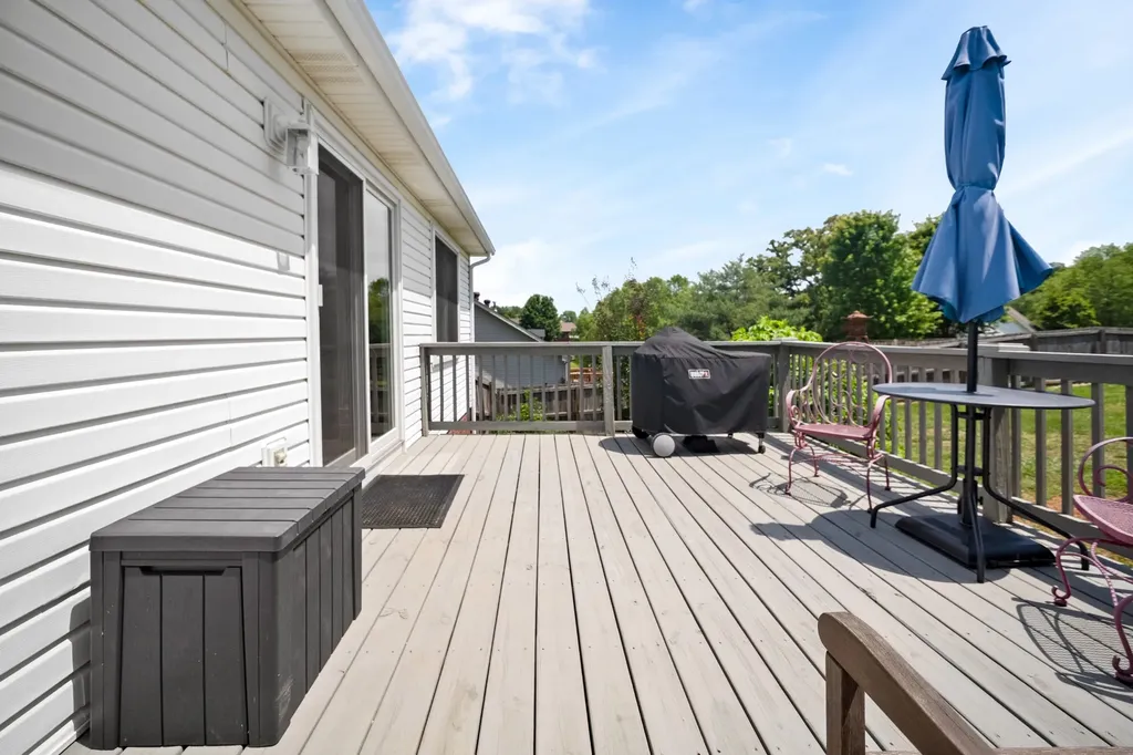 3418 Poplar Hill Clarksville TN 37043