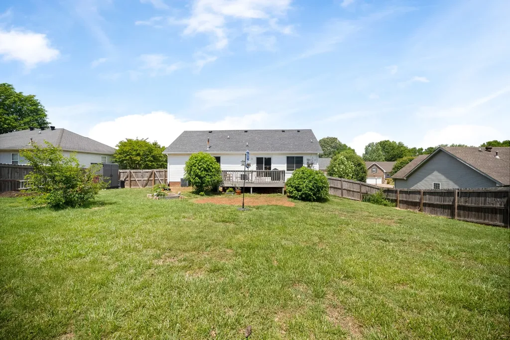 3418 Poplar Hill Clarksville TN 37043