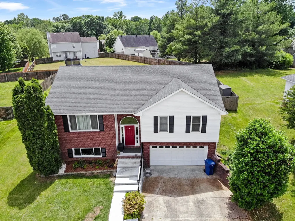 3418 Poplar Hill Clarksville TN 37043