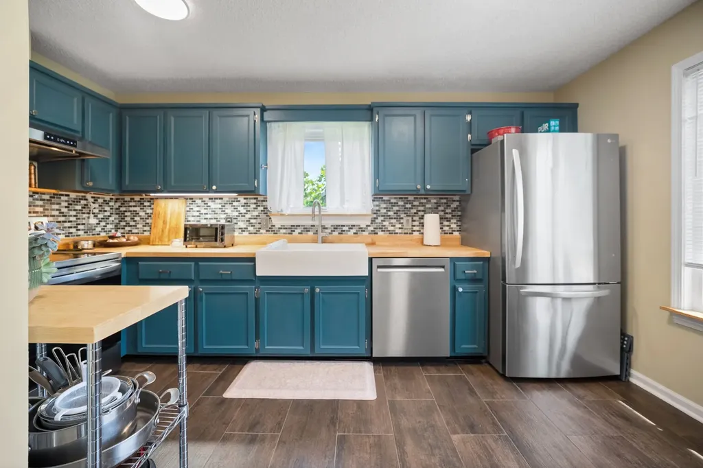 3418 Poplar Hill Clarksville TN 37043