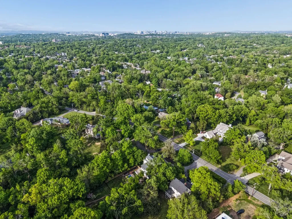 413 Lynnwood Boulevard Nashville TN 37205