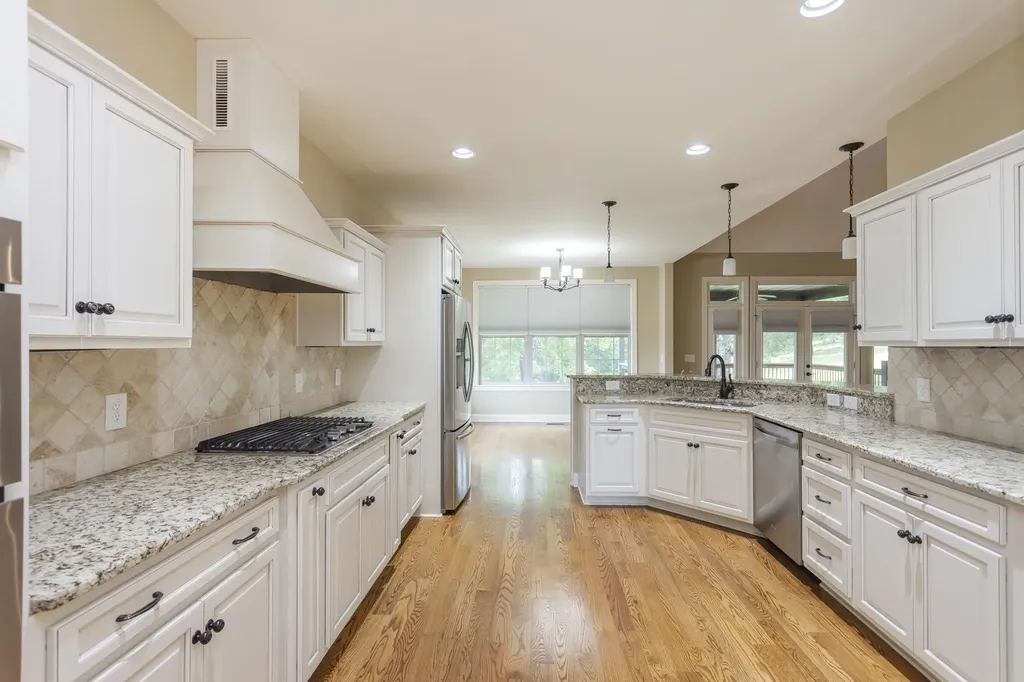 111 Country Hills Drive Hendersonville TN 37075
