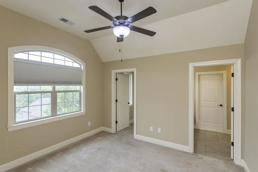 111 Country Hills Drive Hendersonville TN 37075
