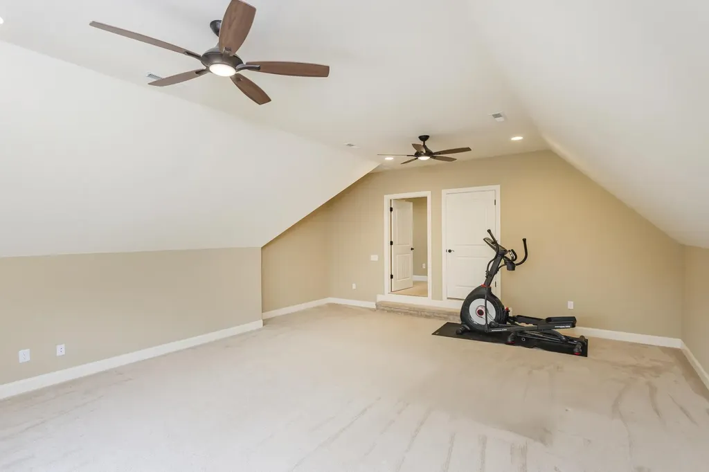111 Country Hills Drive Hendersonville TN 37075
