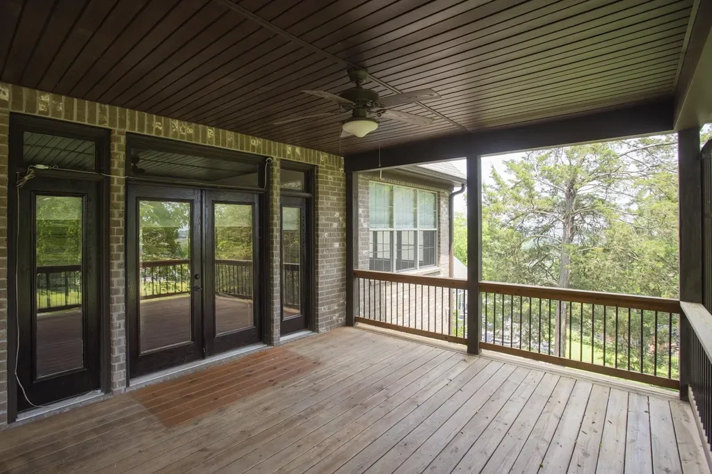 111 Country Hills Drive Hendersonville TN 37075