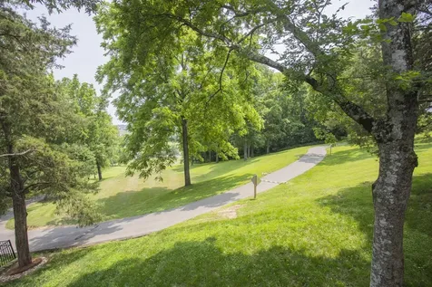 111 Country Hills Drive Hendersonville TN 37075
