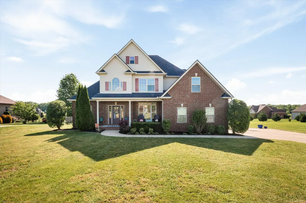 1027 Double Tree Lane Gallatin TN 37066