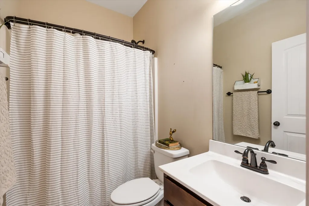1027 Double Tree Lane Gallatin TN 37066