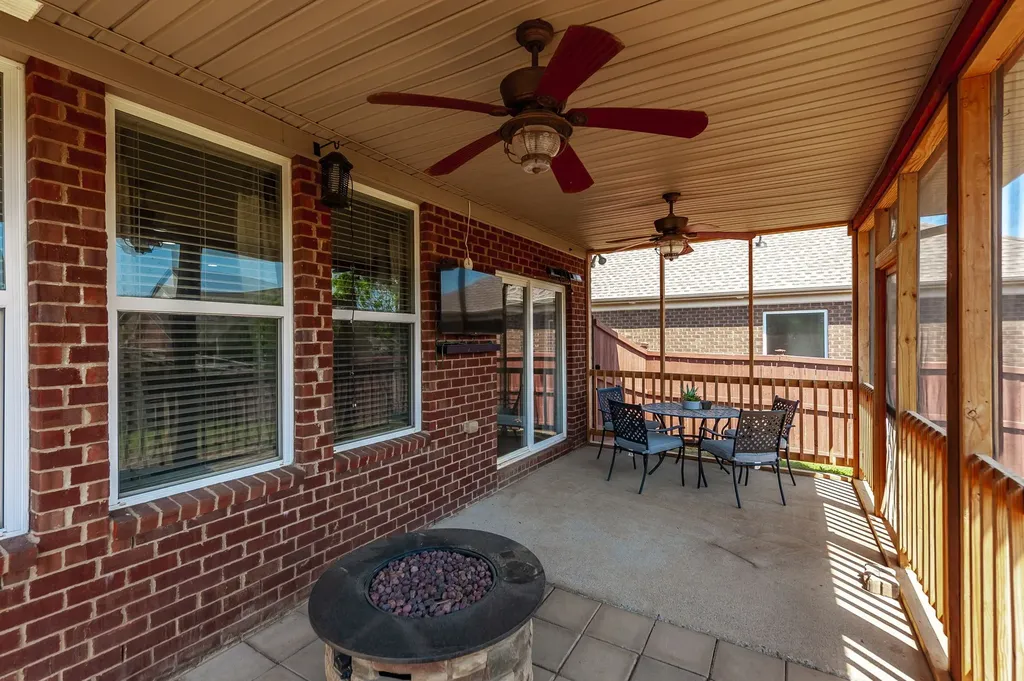 1006 Abberley Circle Hendersonville TN 37075