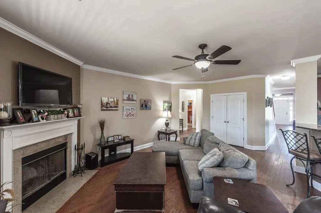 1006 Abberley Circle Hendersonville TN 37075