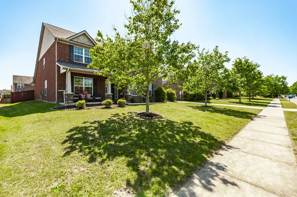 1006 Abberley Circle Hendersonville TN 37075